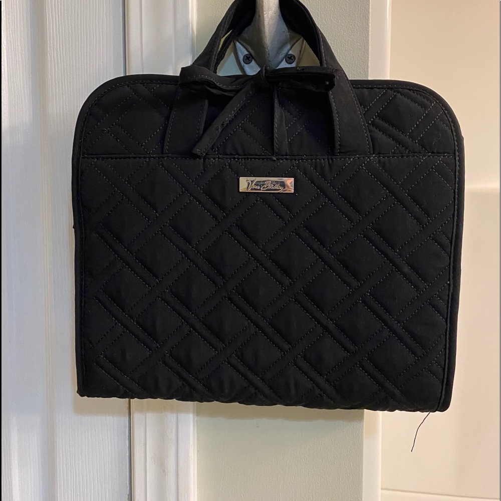 VERA BRADLEY BLACK HANGING ORGANIZER